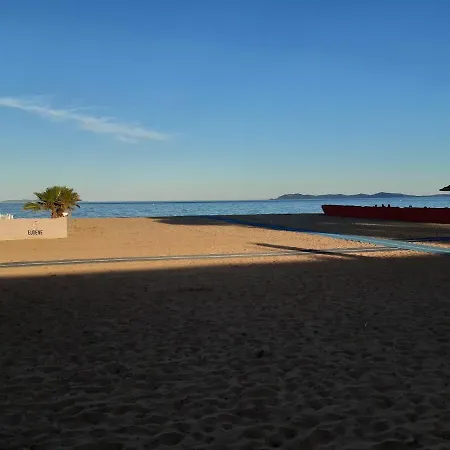 Les Lilas, A 300m Apartman Hyères